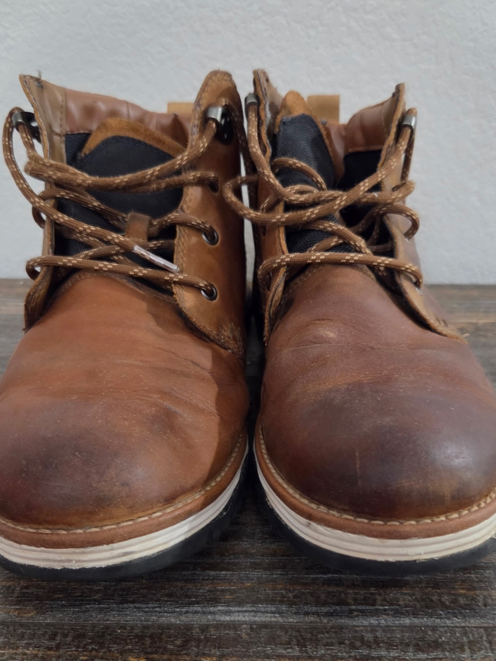 Clarks Tan Brown Leather Lace-Up Boots